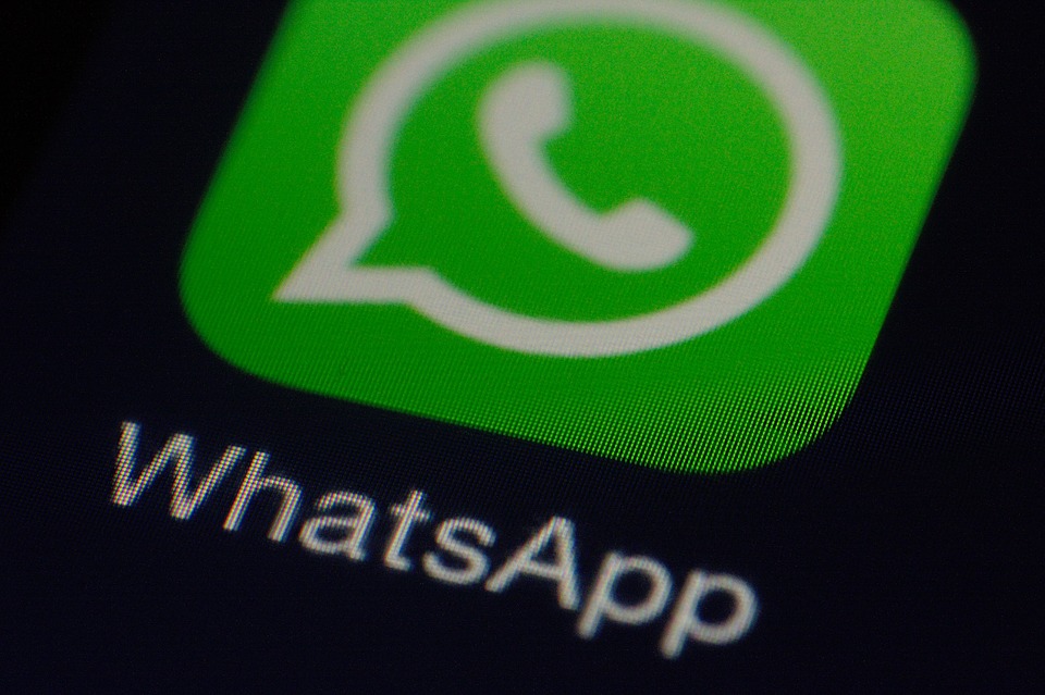 whatsapp sempre online