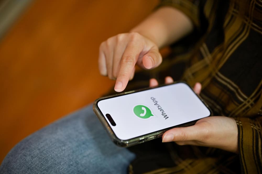nascondere ultimo accesso whatsapp